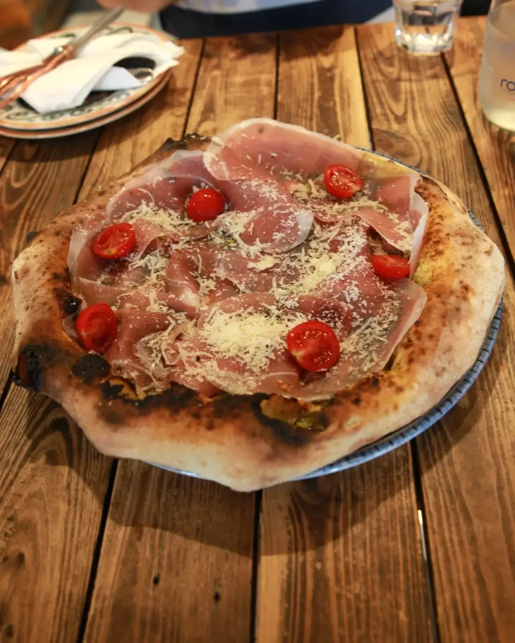 Testo pizze Bosiljak nakon 48h fermentacije pečeno na 450°C, Beograd