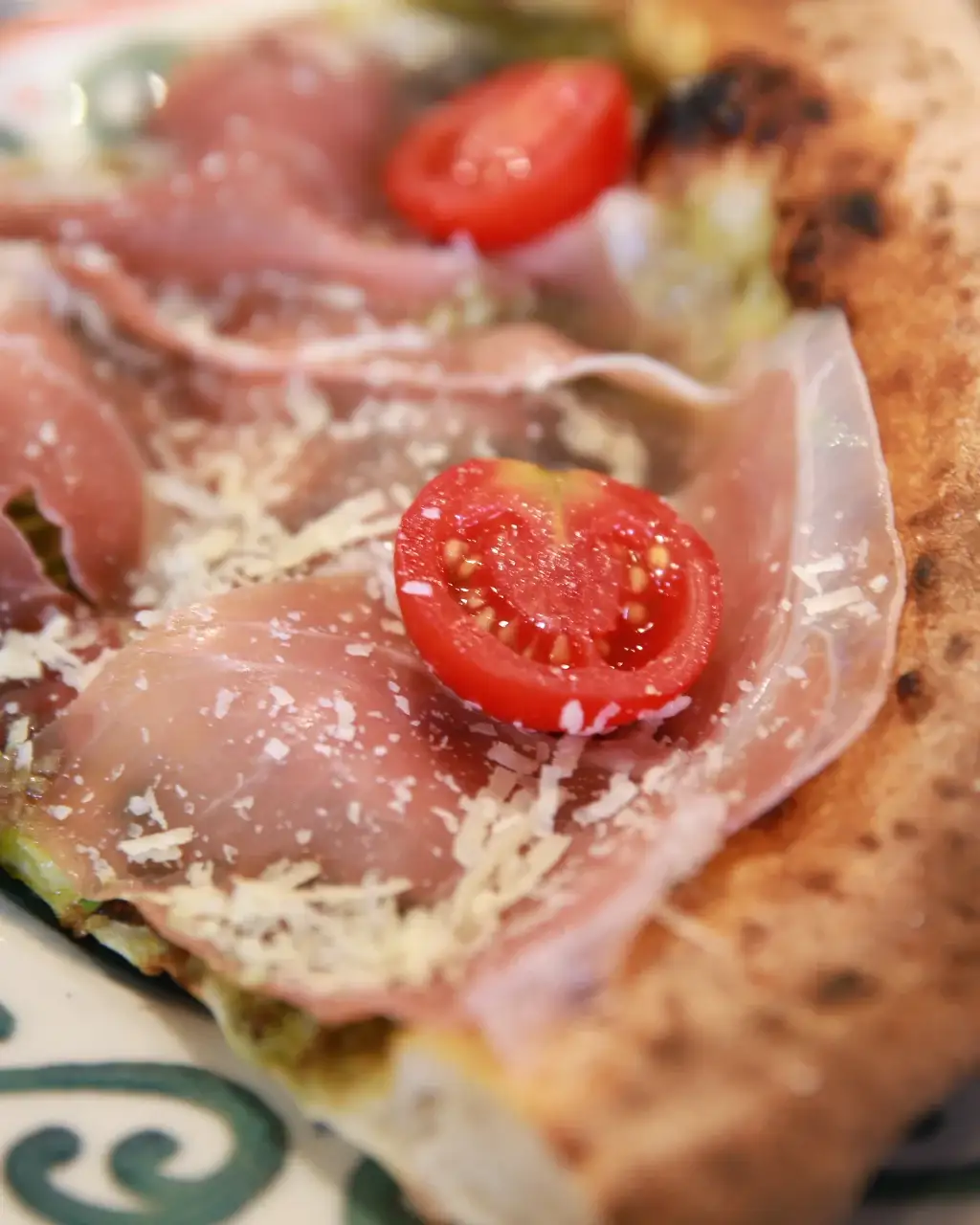 Enterijer restorana Bosiljak Pizza Napoletana, Beograd